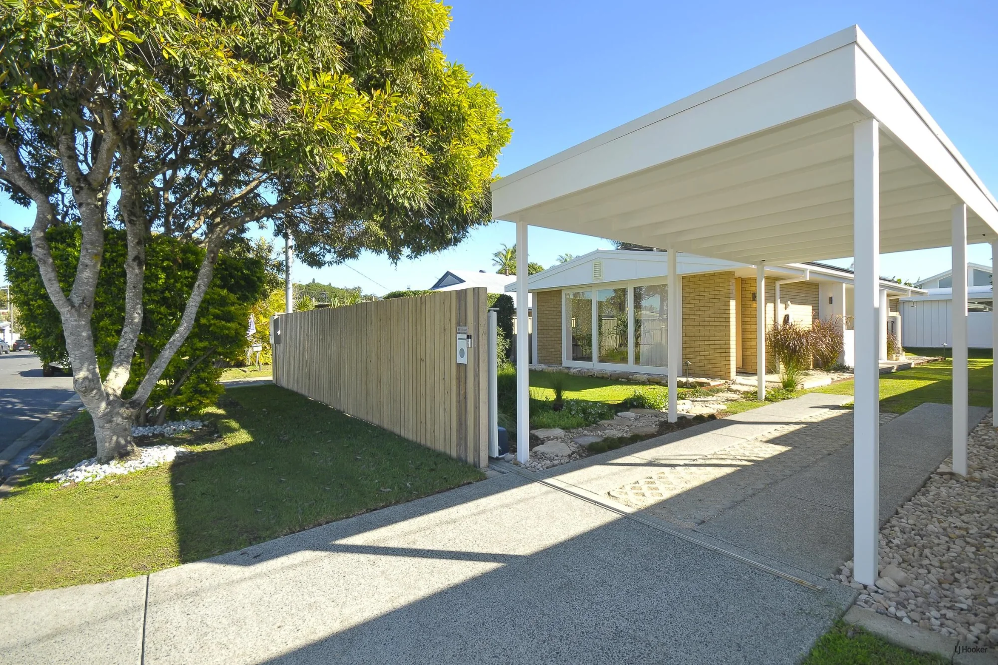 83 Fifth Avenue, Palm Beach, Qld 4221