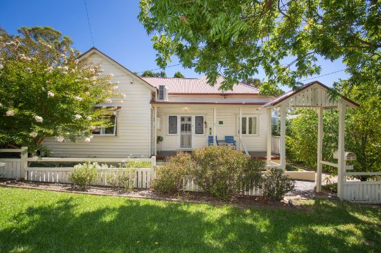 83 Newton Street, Armidale, NSW 2350