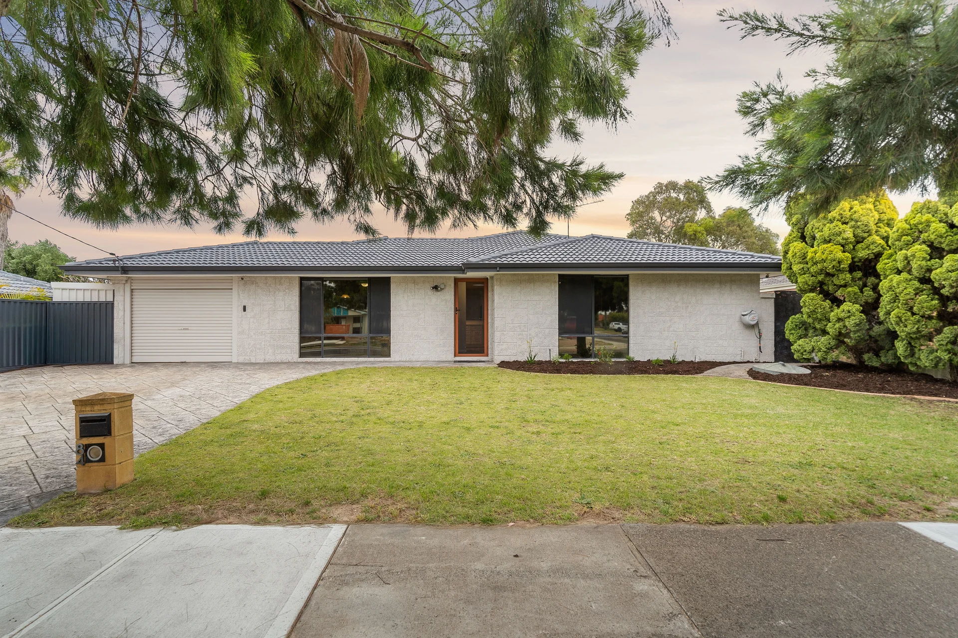 84 June Road, Safety Bay, WA 6169