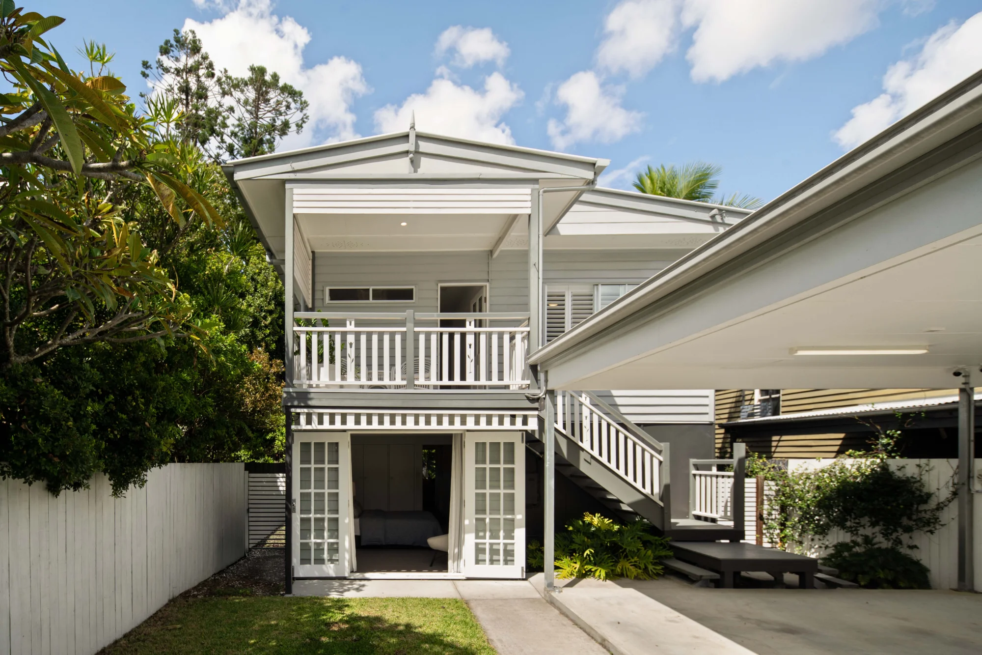 84 Mcconnell Street, Bulimba QLD 4171