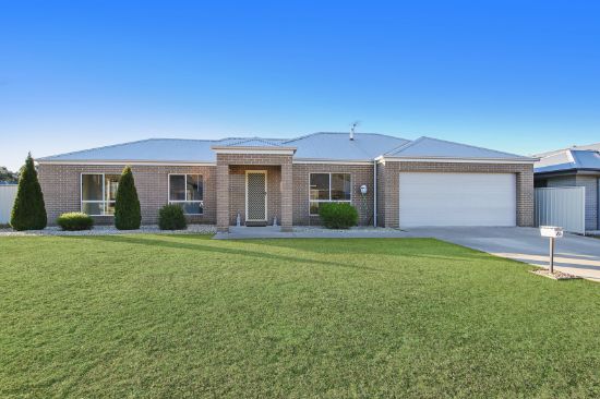 85 Cornwall Avenue, Hamilton Valley, NSW 2641