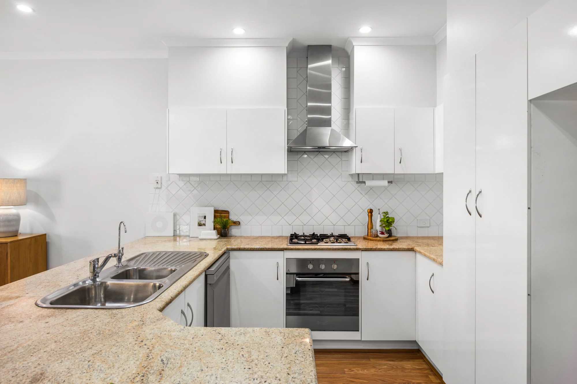 85 Military Road, Tennyson, SA 5022
