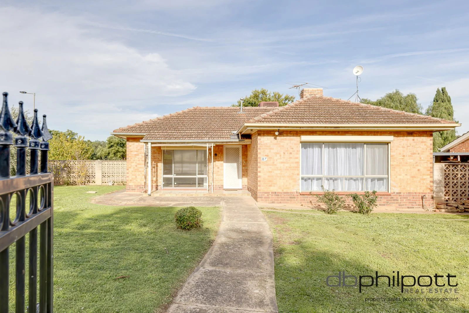 87 Collingbourne Drive, Elizabeth Vale, SA 5112