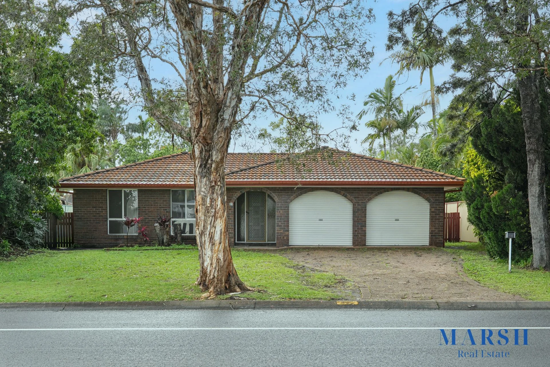 89 Barrier Reef Dr, Mermaid Waters, Qld 4218