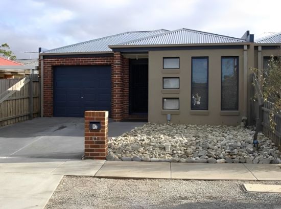 8b Harrier Street, Werribee, Vic 3030