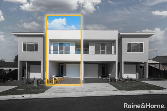 8C Jacana Place, Ingleburn, NSW 2565