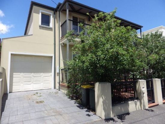 9 Bayswater Rd, Kensington, Vic 3031