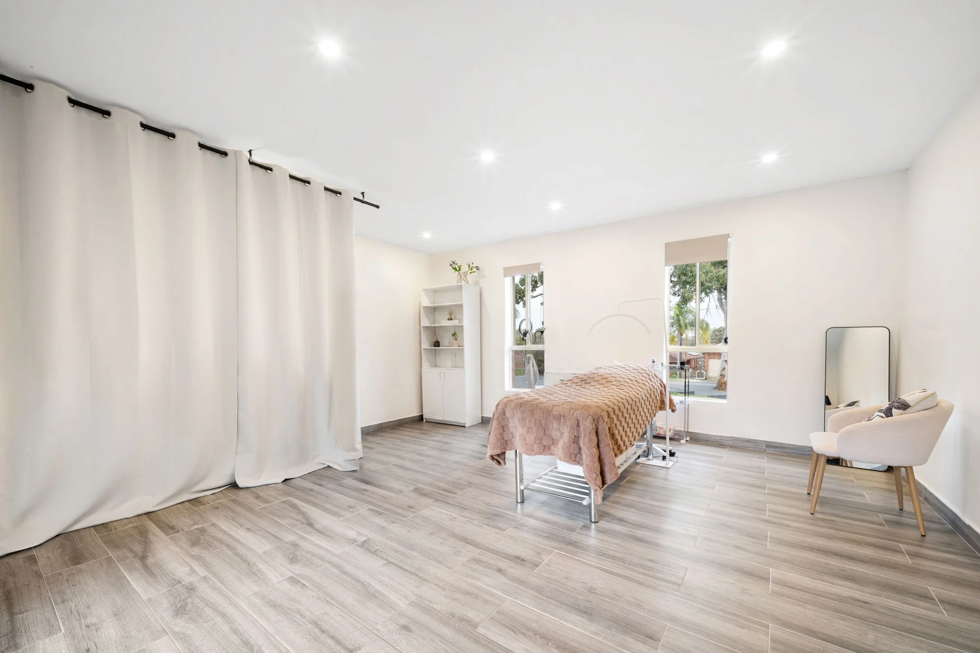 9 Boldrewood Avenue, Casula NSW 2170
