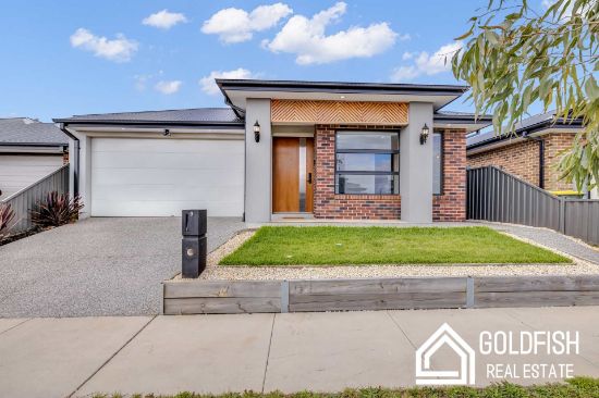 9 Bowerbird Grange, Winter Valley, Vic 3358