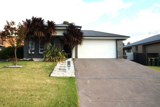 9 Eurawilla Street, Orange, NSW 2800