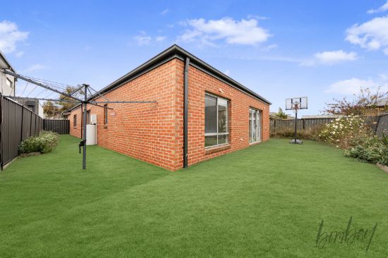 9 Fame Way, Craigieburn, Vic 3064