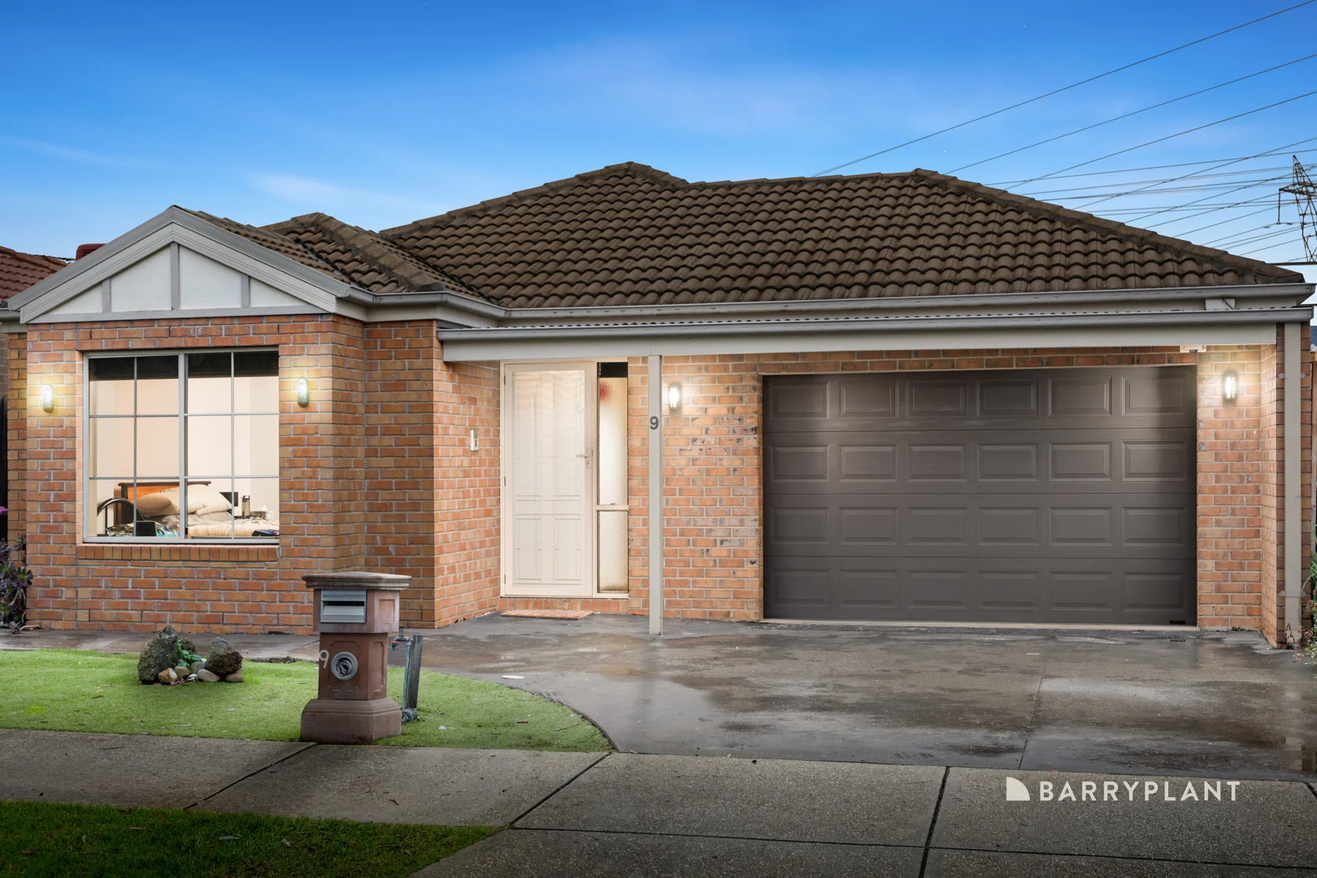 9 Koonunga Crescent, South Morang, Vic 3752