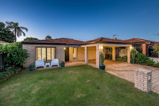 9 Lake Edge Court, Gwelup, WA 6018
