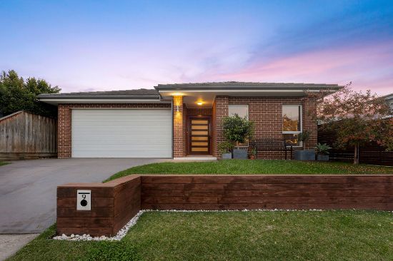 9 Mariposa Circuit, Caddens, NSW 2747