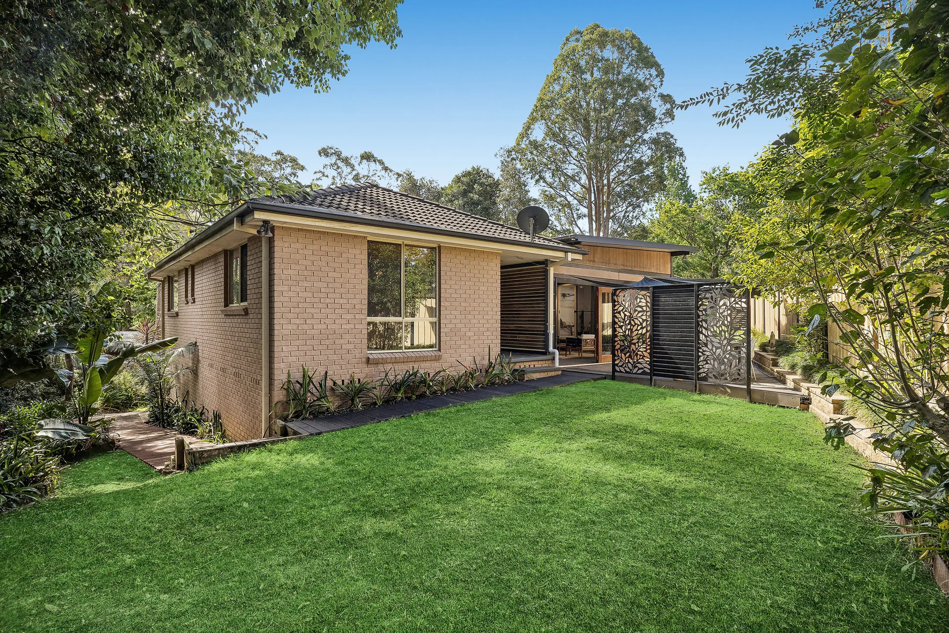 9 Meadow Road, Springfield, NSW 2250