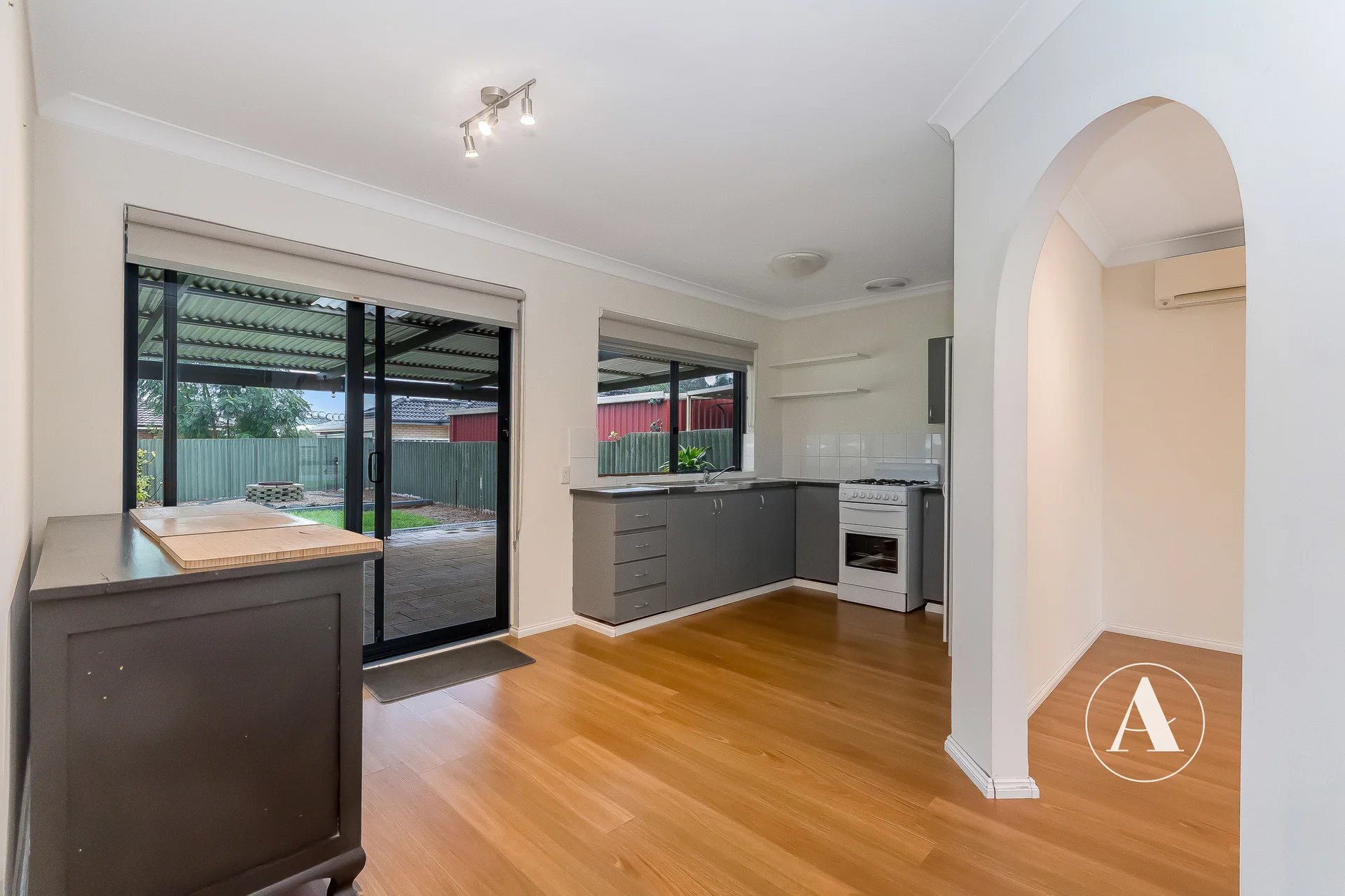 9 Mignon Court, Armadale, WA 6112