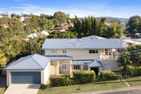 9 Newbolt Street, Holland Park, Qld 4121