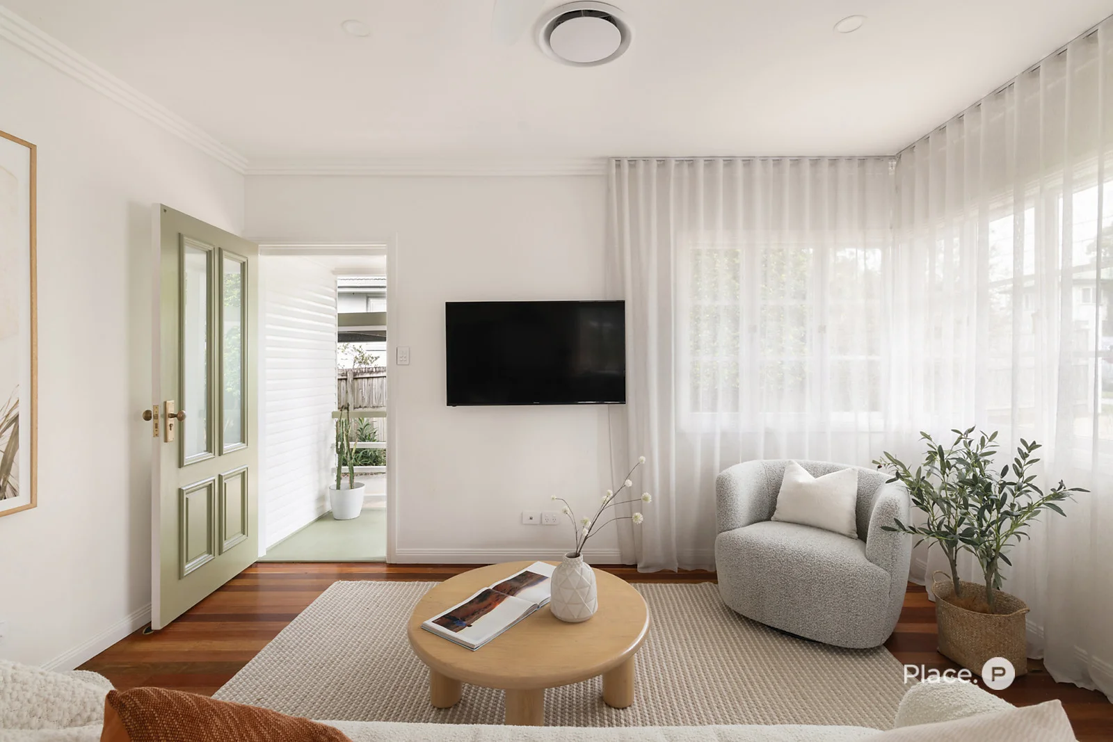 9 Opal Street, Holland Park, Qld 4121