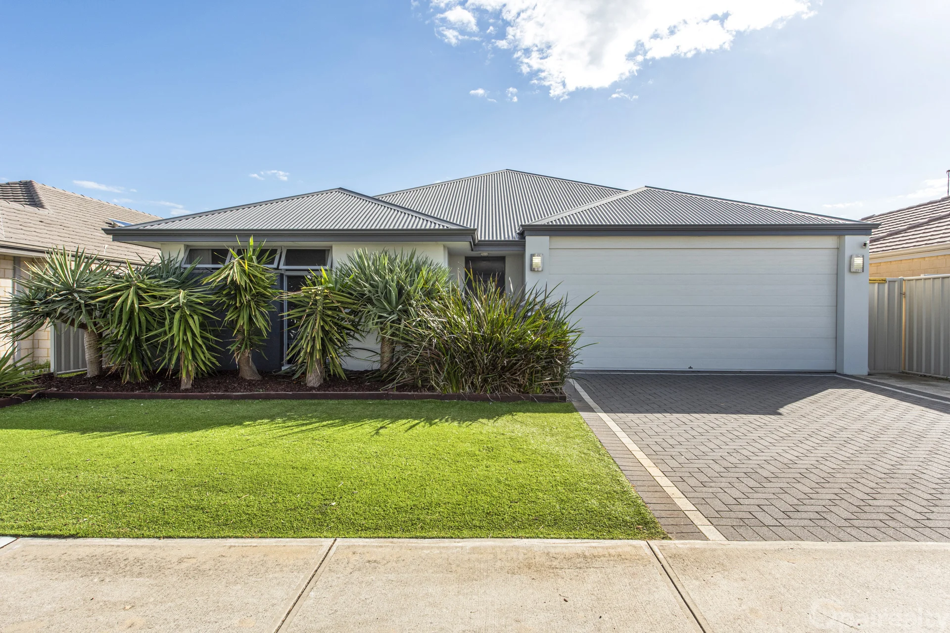 9 Piarri Grove, Golden Bay, WA 6174