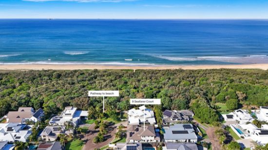 9 Seafarer Crt, Bokarina, Qld 4575