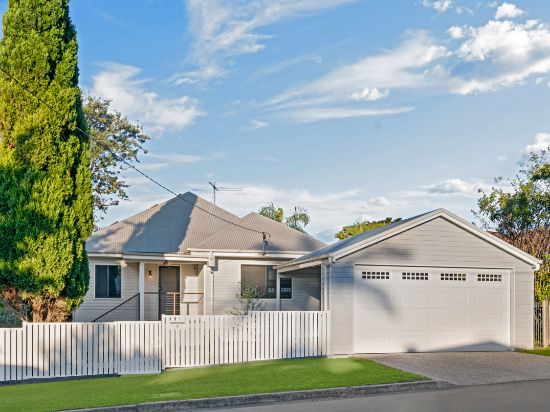 9 Snowden Street, Tarragindi, Qld 4121