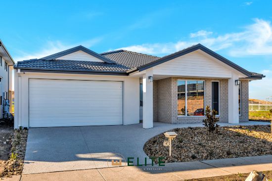 9 Spindle Street, Clyde North, Vic 3978