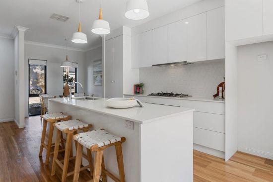 9 Taunton Parade, Christies Beach, SA 5165