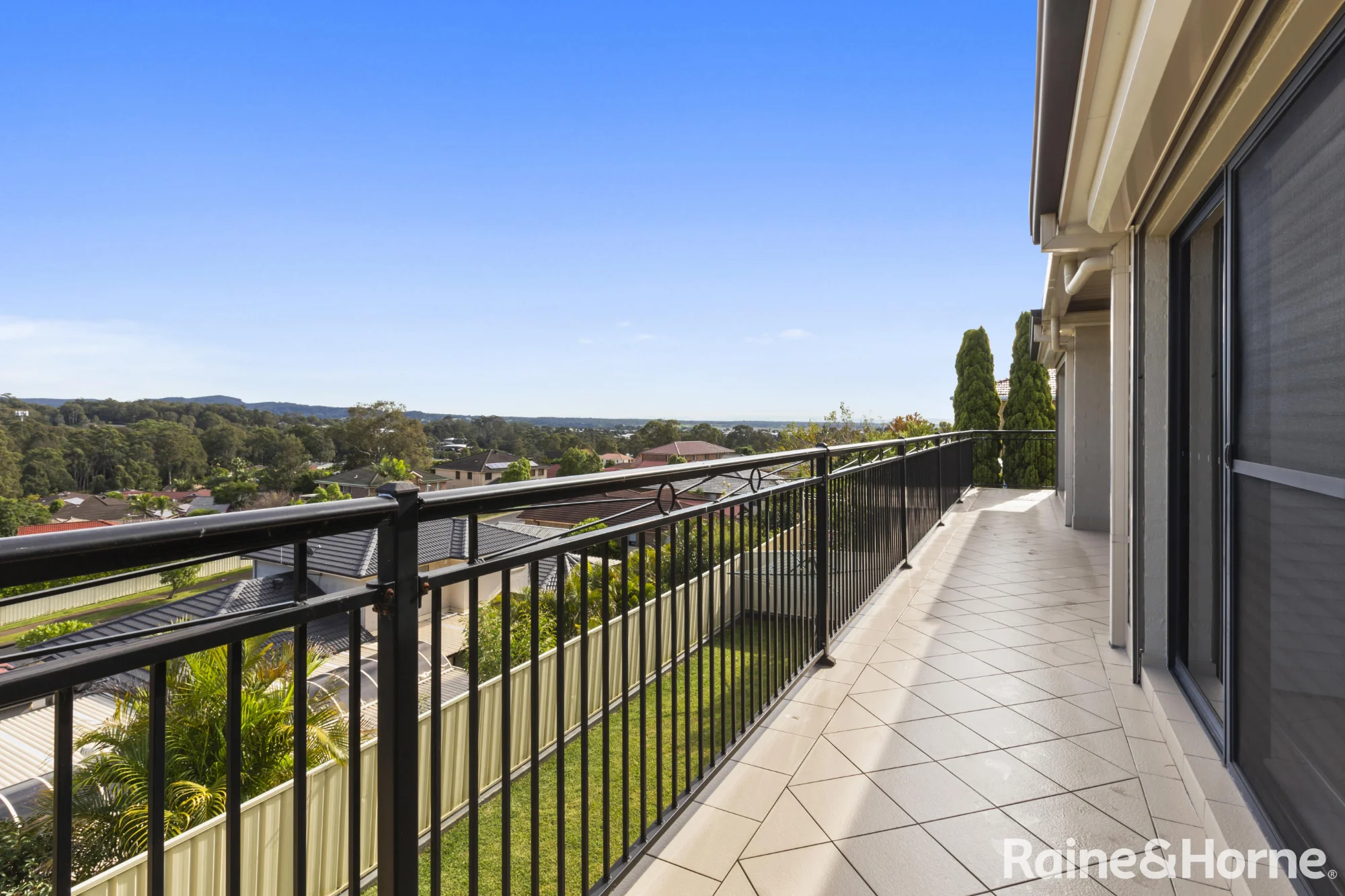 9 Tomaree Way, Maryland, NSW 2287