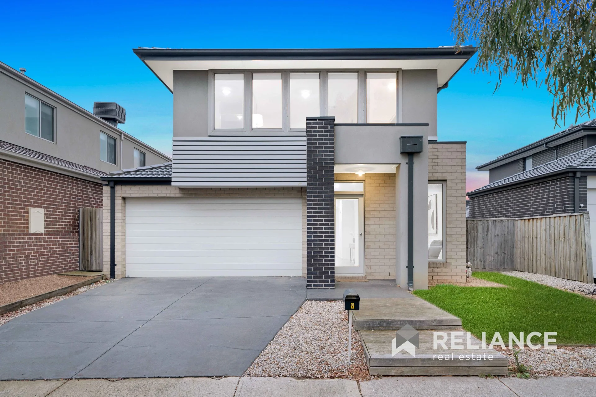 9 Tuncurry Road, Point Cook, Vic 3030