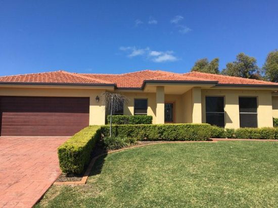 9 Warrah Drive, Tamworth, NSW 2340
