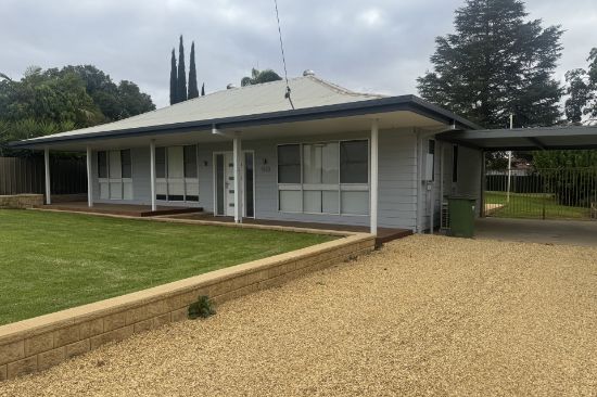 90 Adelaide Street, Gol Gol, NSW 2738
