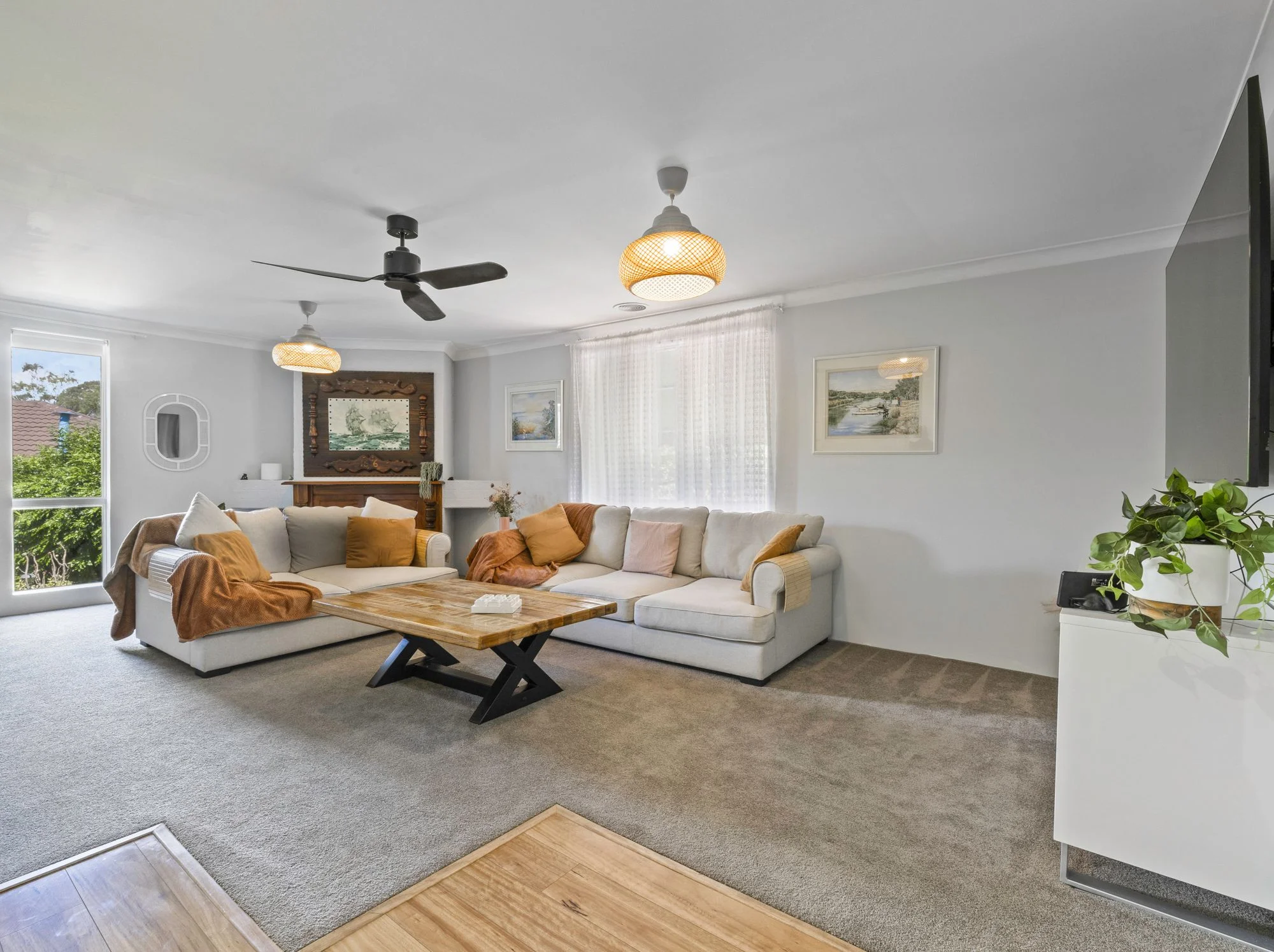 90 Baranbale Way, Lavington NSW 2641