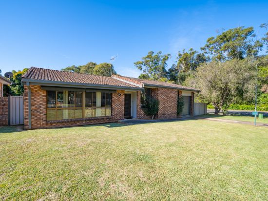 90 Moruya Drive, Port Macquarie, NSW 2444