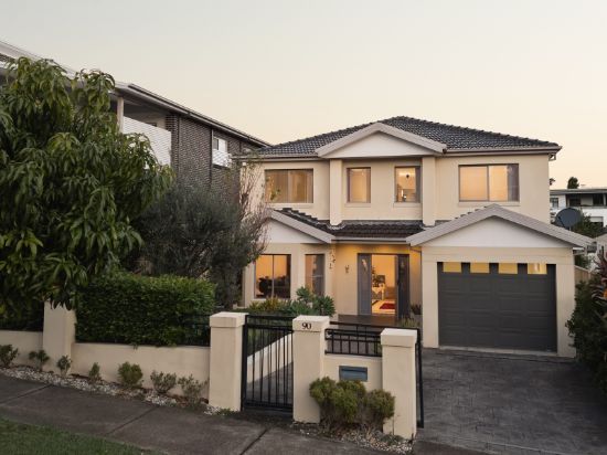 90 Payten Avenue, Roselands, NSW 2196