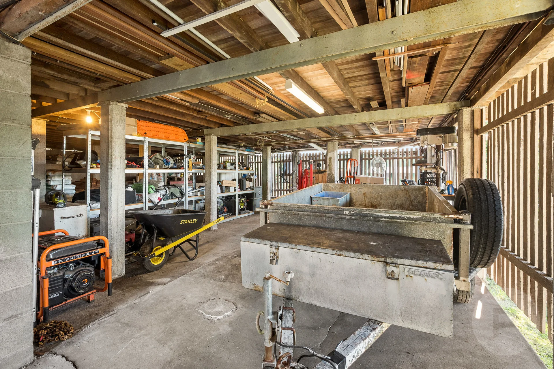 90 Simpsons Road, Bardon, Qld 4065