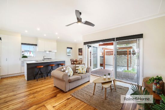 91 Beach Street, Ettalong Beach, NSW 2257