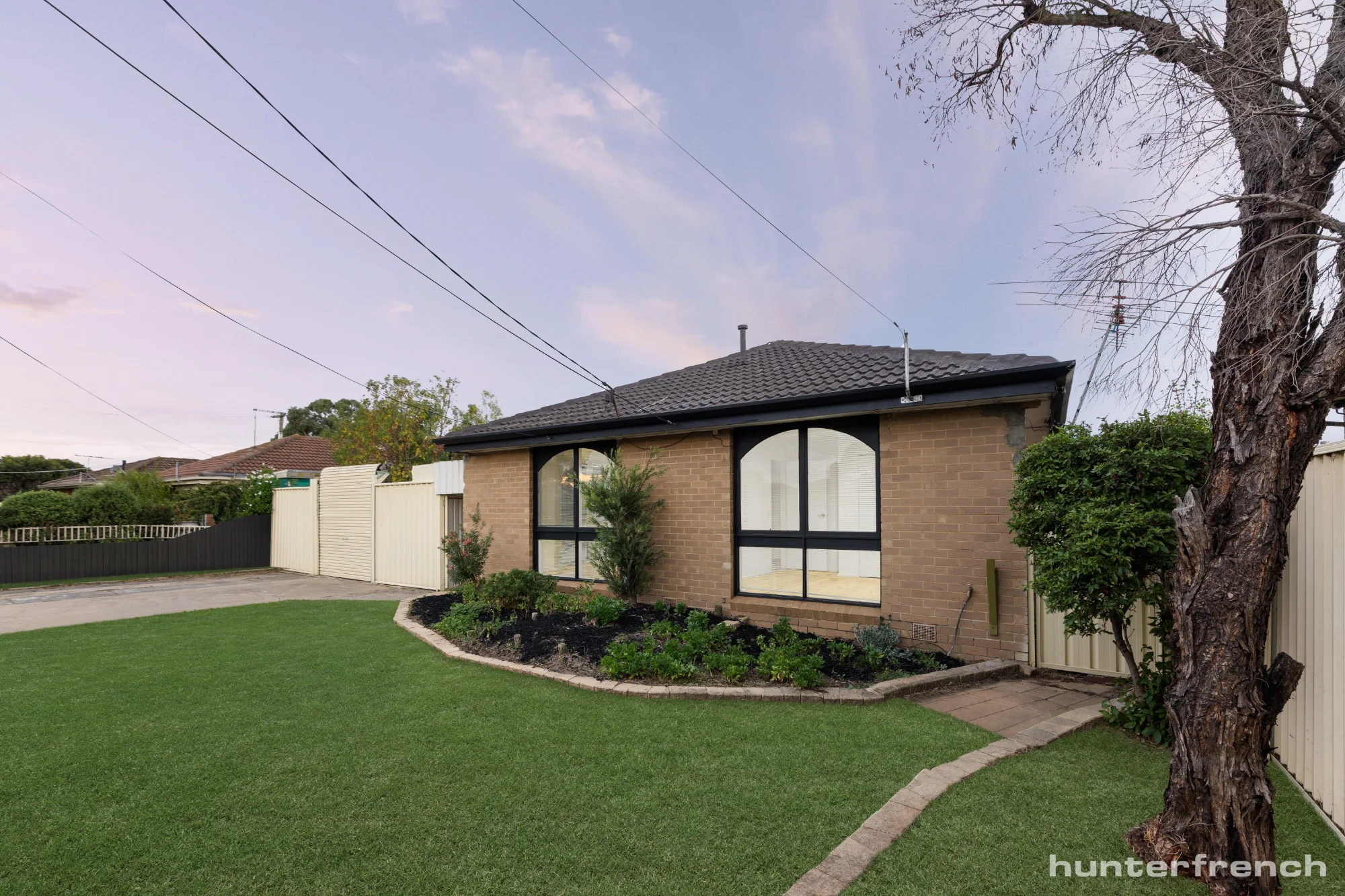92 Coburns Road, Melton South, Vic 3338