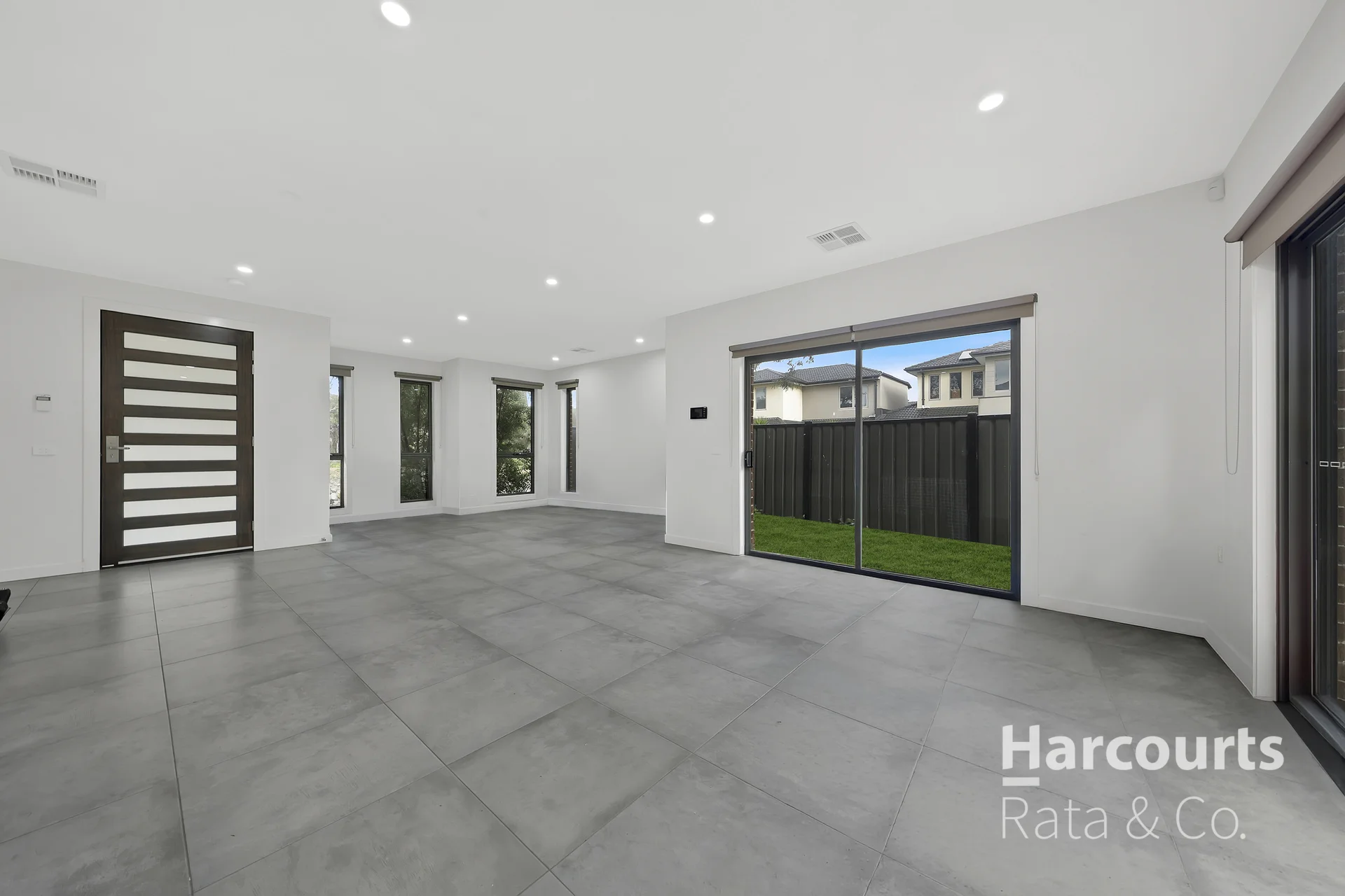 92 Gallantry Avenue, Craigieburn, Vic 3064