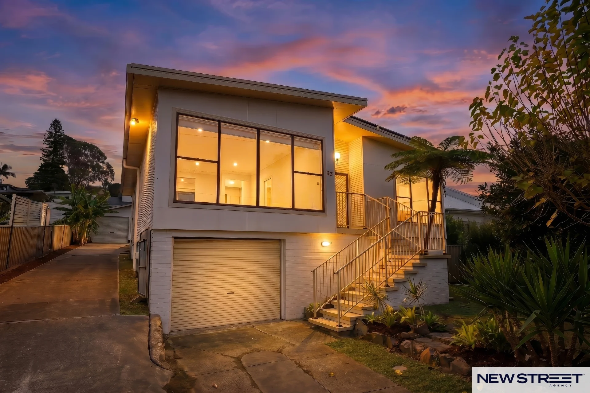93 Wommara Avenue, Belmont North, NSW 2280