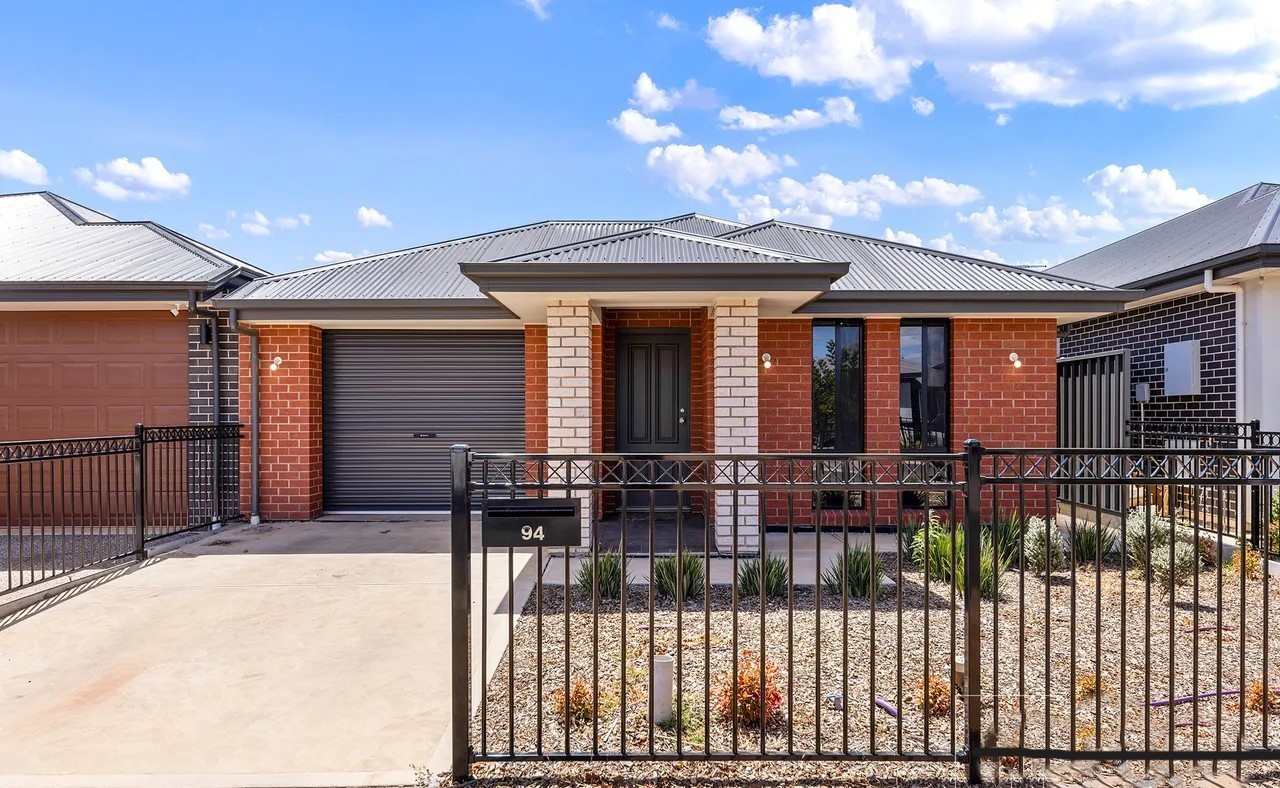 94 Galda Way, Munno Para, SA 5115 94 Galda Way, Munno Para, SA 5115