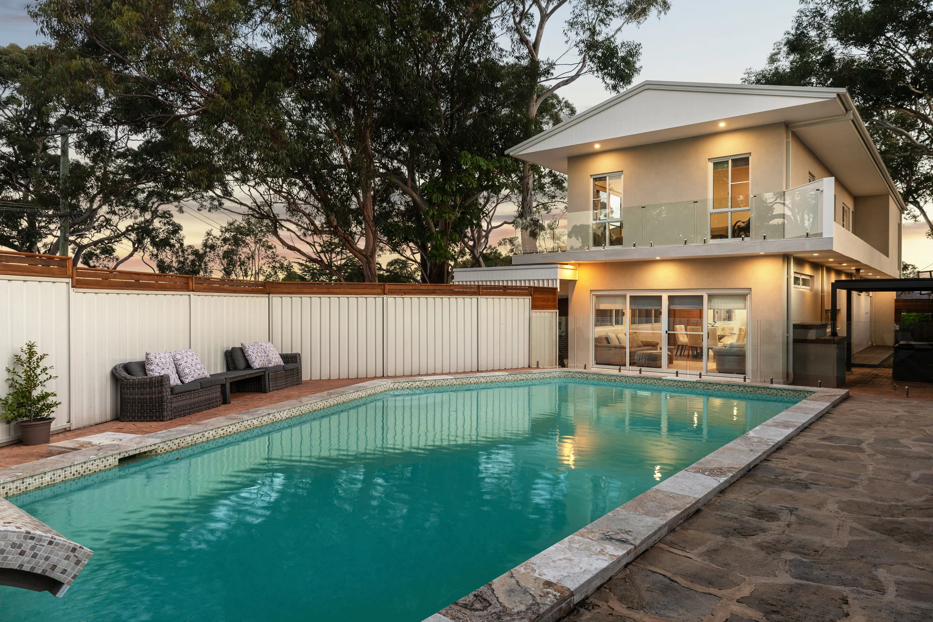 945 Forest Road, Lugarno, NSW 2210