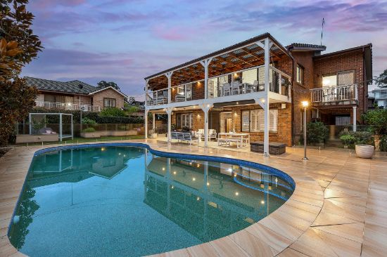 95 Burbank Avenue, Picnic Point, NSW 2213