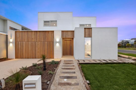 99 Bright Street, Torquay, Vic 3228