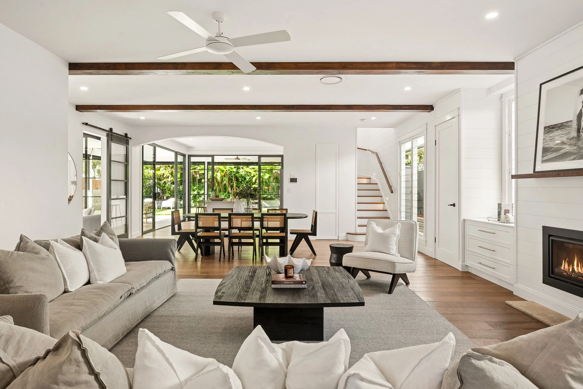 99, Bulimba QLD 4171