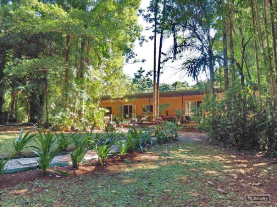 Address available on request, Camp Creek, Qld 4871