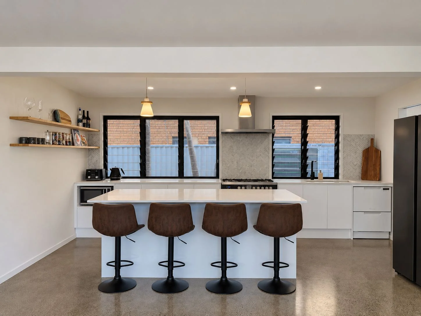 UNIT 1/15 Duet Drive, Mermaid Waters, Qld 4218