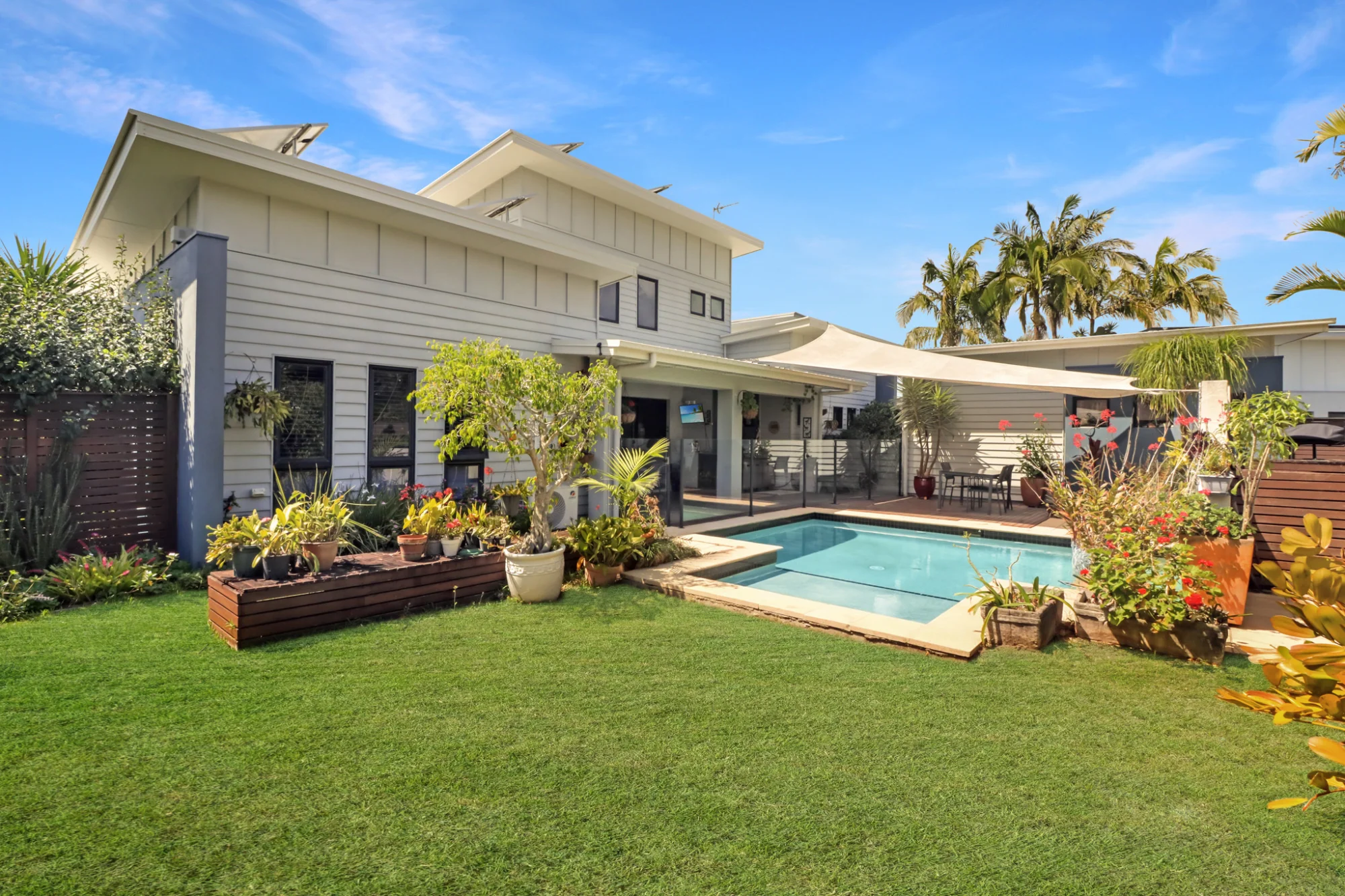 Unit 2/4 Stephanie Close, Mudjimba, Qld 4564