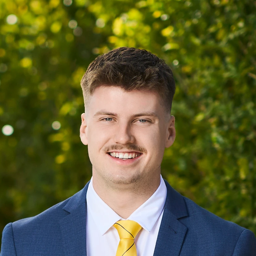 Hudson Vivian - Real Estate Agent