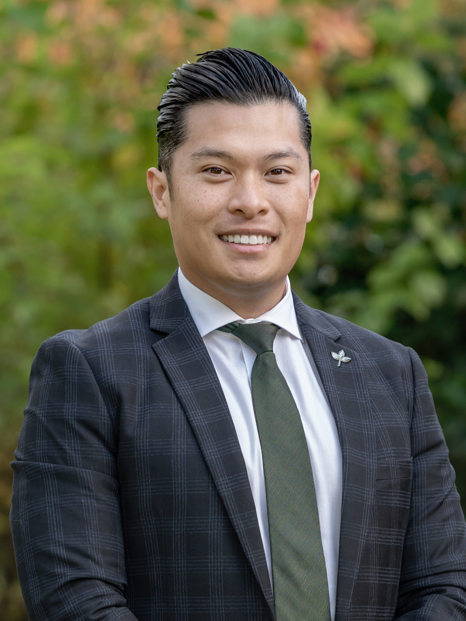 Ian Tran Real Estate Agent