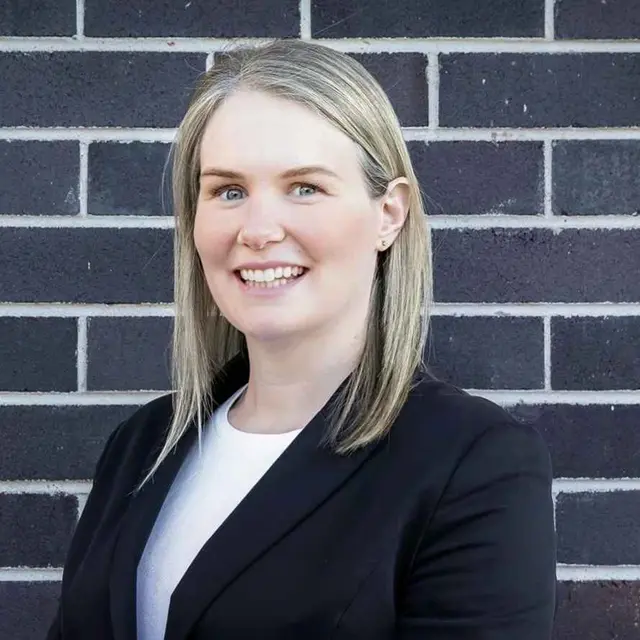 Emma Cradock - Real Estate Agent